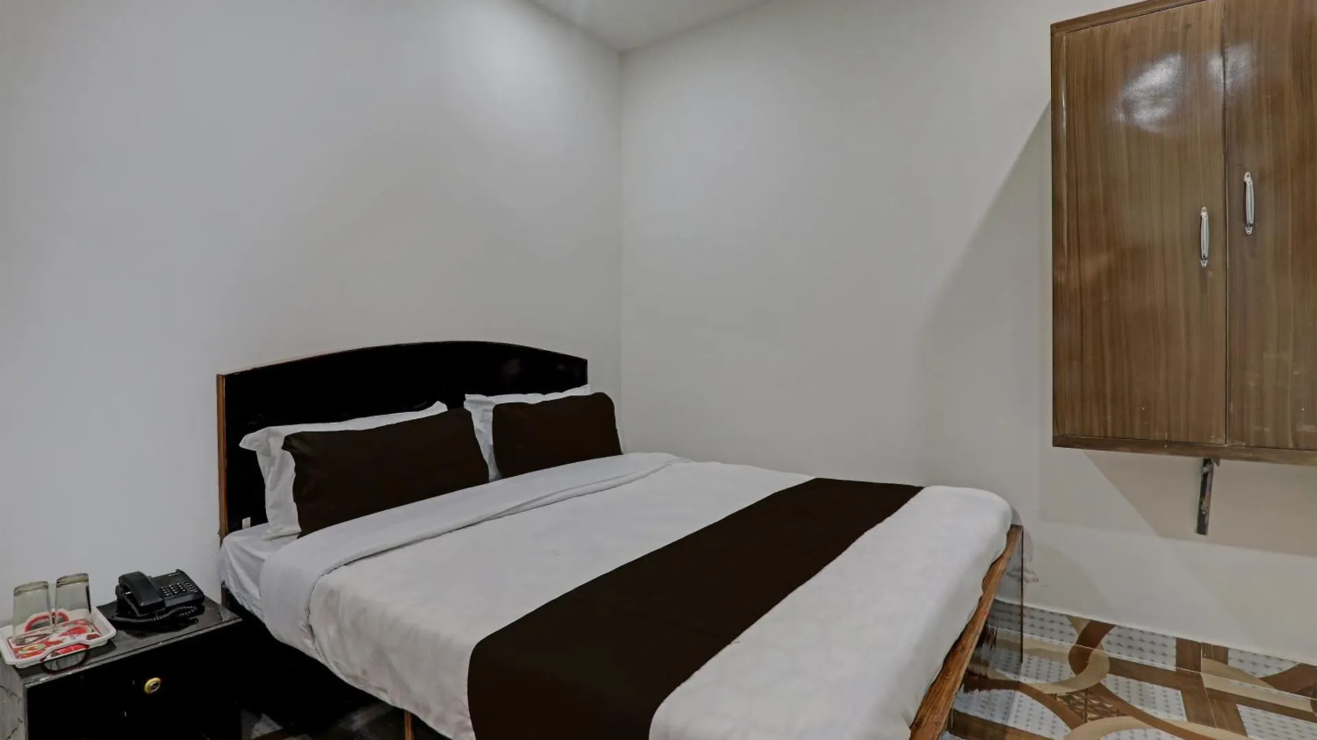 Super Hotel O V Residency Varanasi
